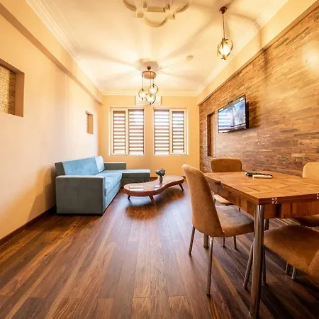 Artist Life * Sofía