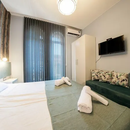 Artist Life Apartment Sofia