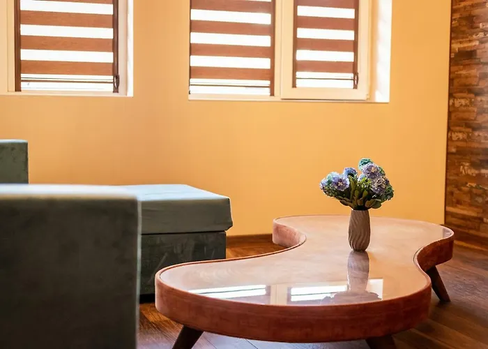 Artist Life Апартамент